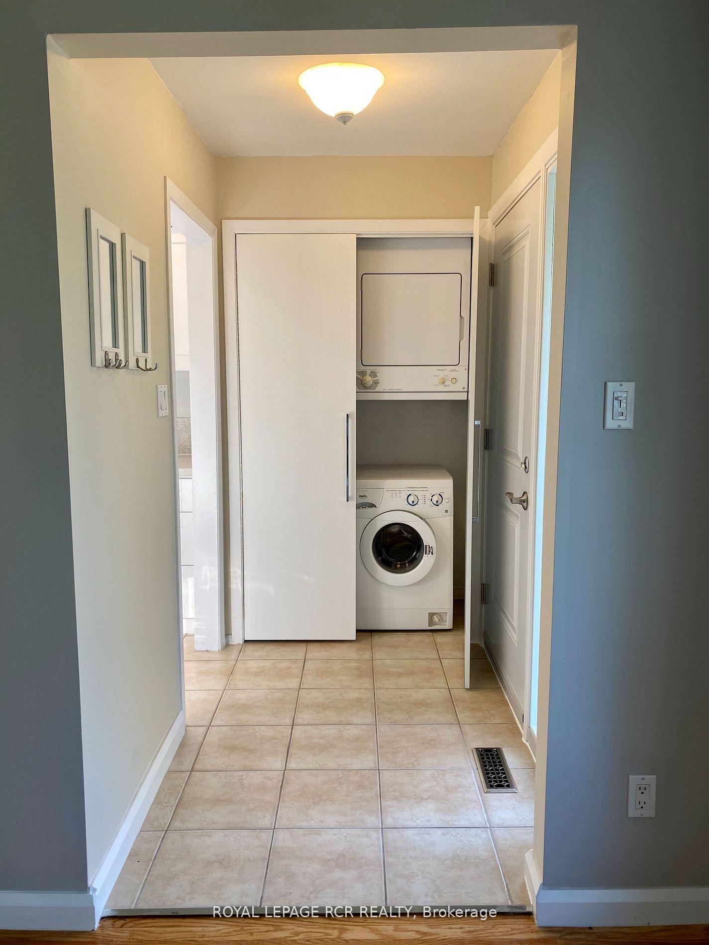 Photo 15 of 15 McDonald Drive, Aurora, Aurora Heights — HOMEH