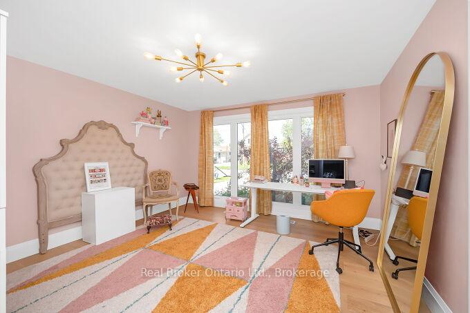 Photo 8 of 245 Marshall Avenue, Welland, Broadway — HOMEH