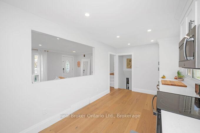 Photo 15 of 245 Marshall Avenue, Welland, Broadway — HOMEH