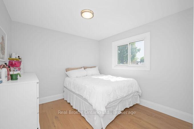 Photo 19 of 245 Marshall Avenue, Welland, Broadway — HOMEH