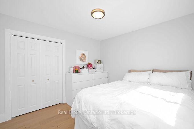 Photo 20 of 245 Marshall Avenue, Welland, Broadway — HOMEH