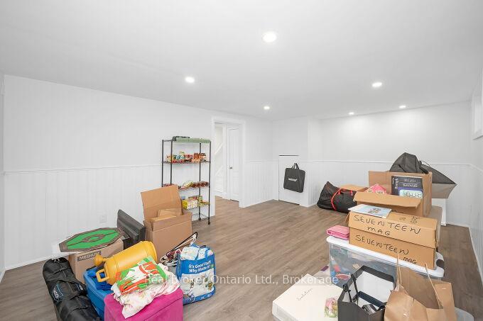 Photo 26 of 245 Marshall Avenue, Welland, Broadway — HOMEH