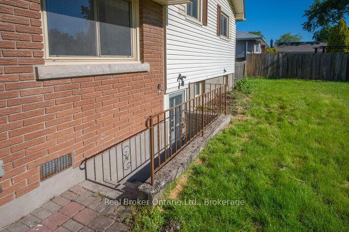 Photo 39 of 245 Marshall Avenue, Welland, Broadway — HOMEH