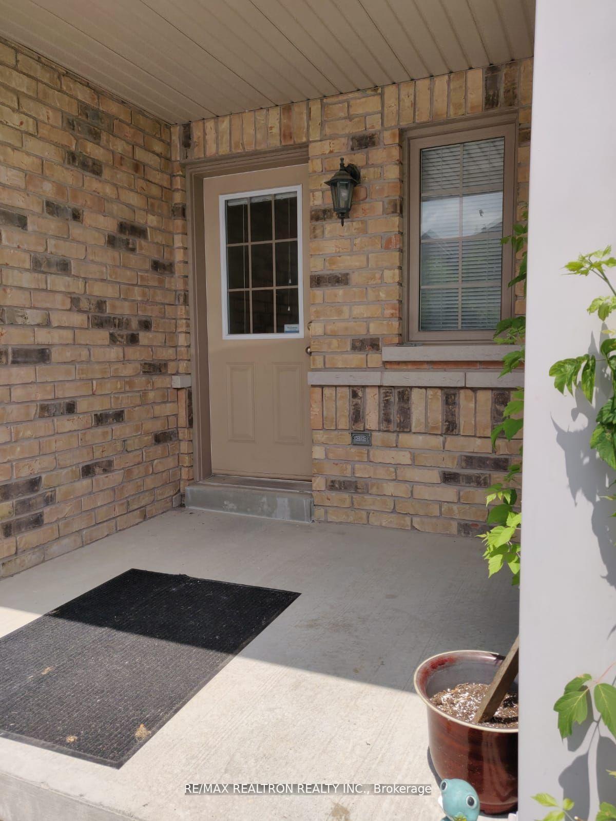 Photo 2 of Unit Bsmt, 36 Muscadel Road, Vaughan, Vellore Village — HOMEH