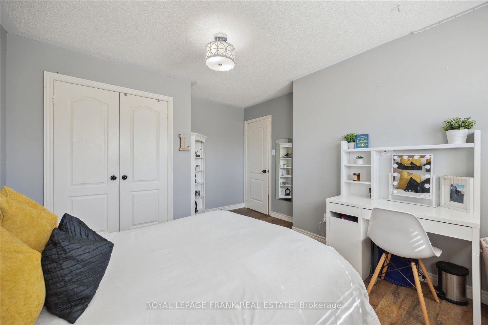 Photo 21 of 21 Brownscombe Crescent, Uxbridge — HOMEH