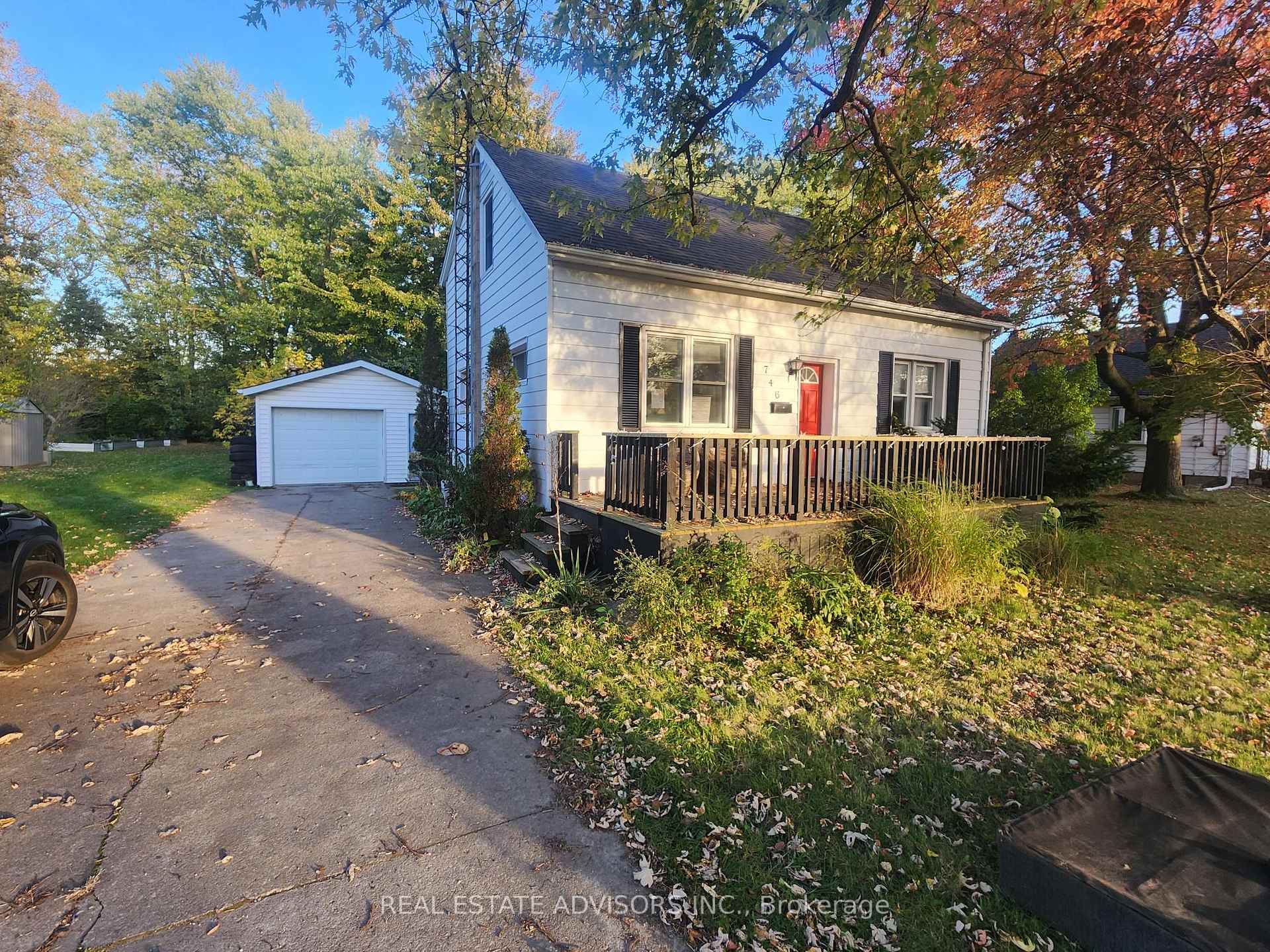Photo 1 of 746 South Pelham Road, Welland, N. Welland — HOMEH