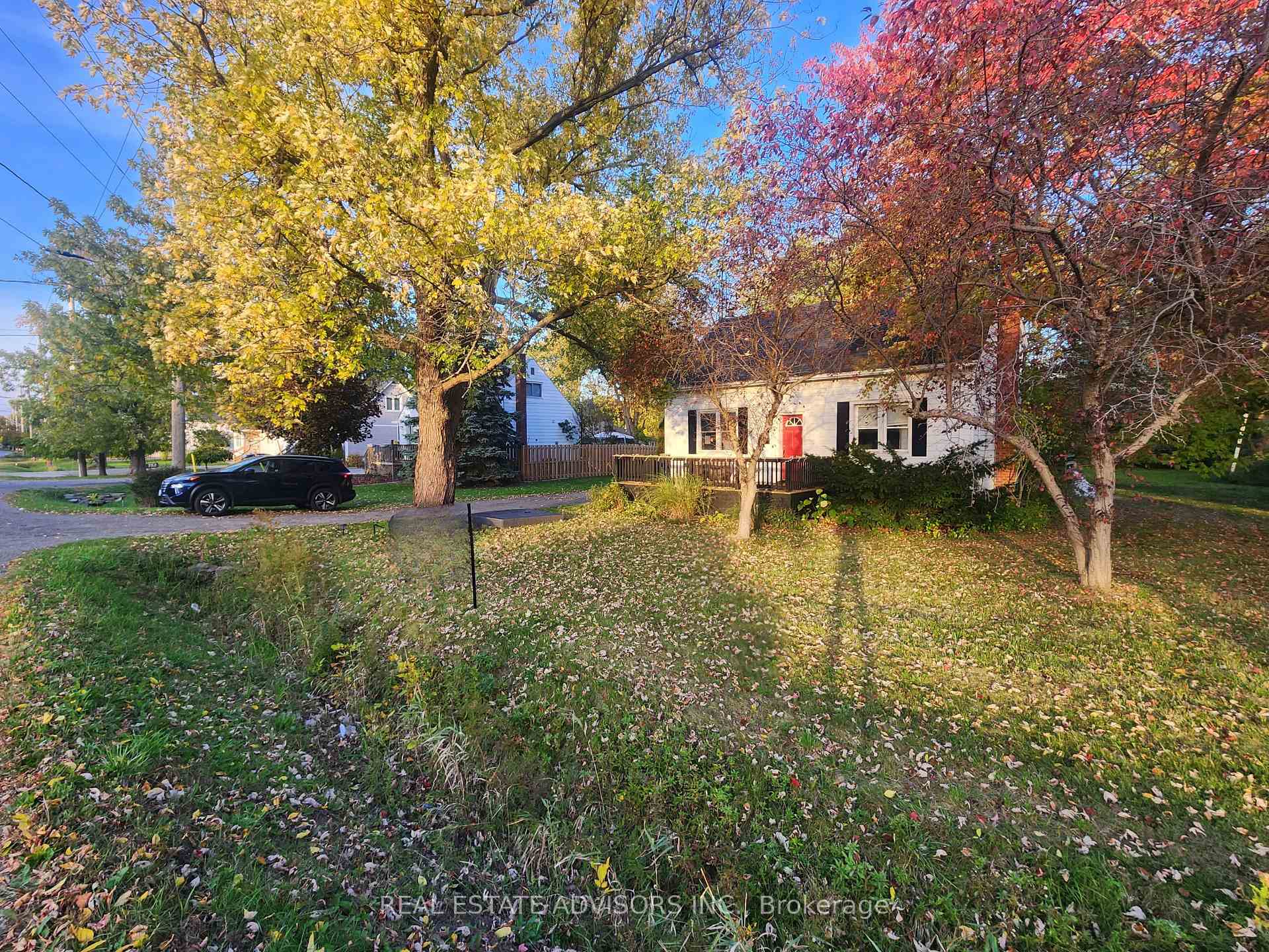 Photo 3 of 746 South Pelham Road, Welland, N. Welland — HOMEH