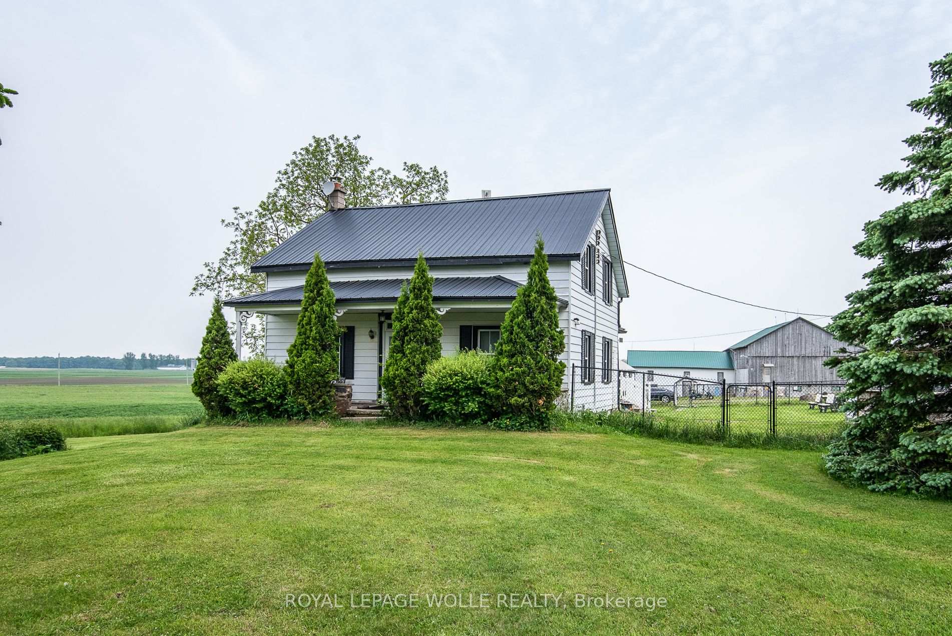 Photo 9 of 4385 Hessen Strasse, Wellesley — HOMEH