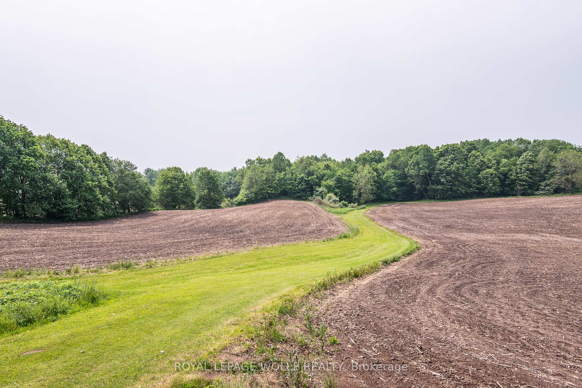 Photo 20 of 4385 Hessen Strasse, Wellesley — HOMEH