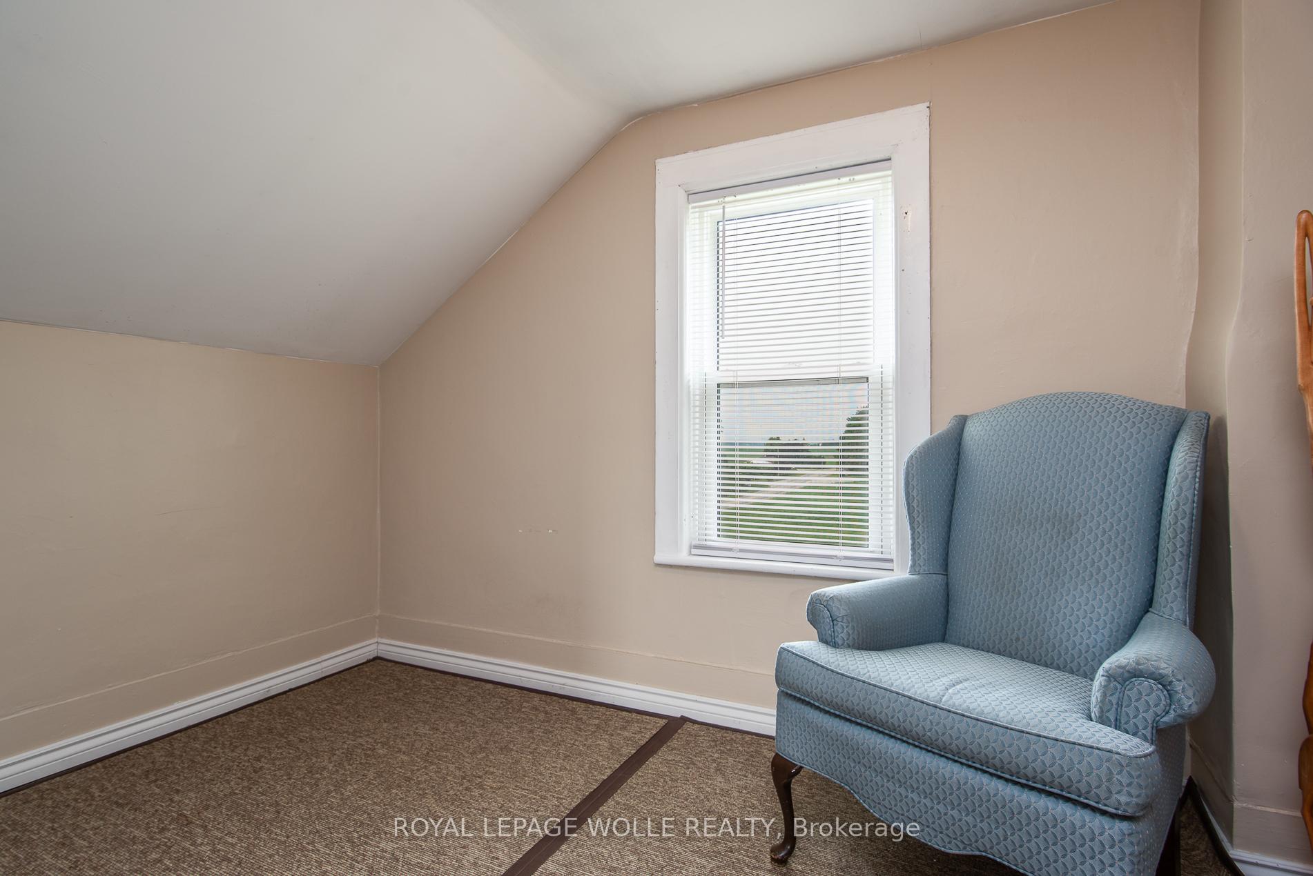 Photo 43 of 4385 Hessen Strasse, Wellesley — HOMEH