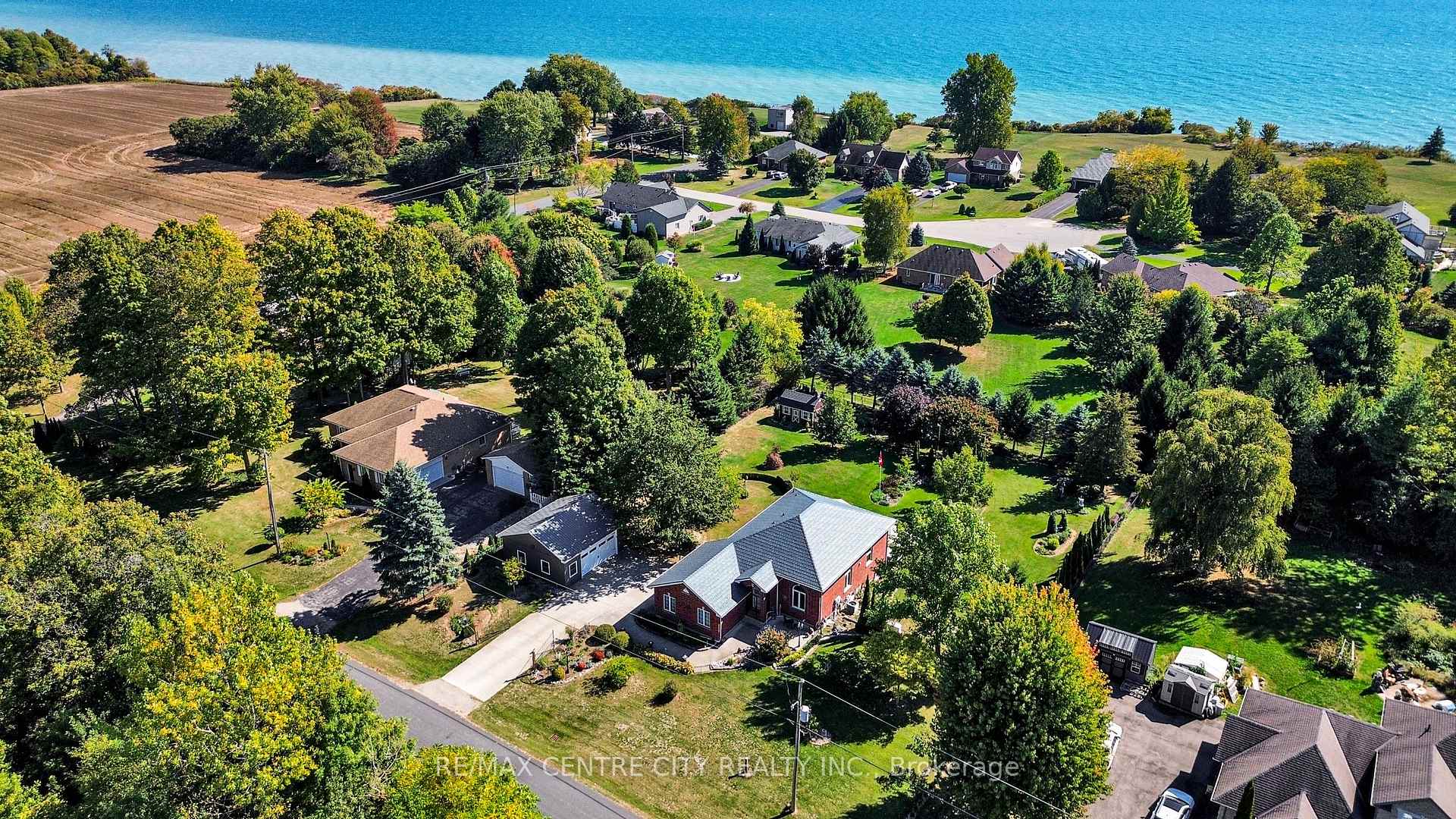 Photo 42 of 25181 Gray Line, West Elgin, Rural West Elgin — HOMEH