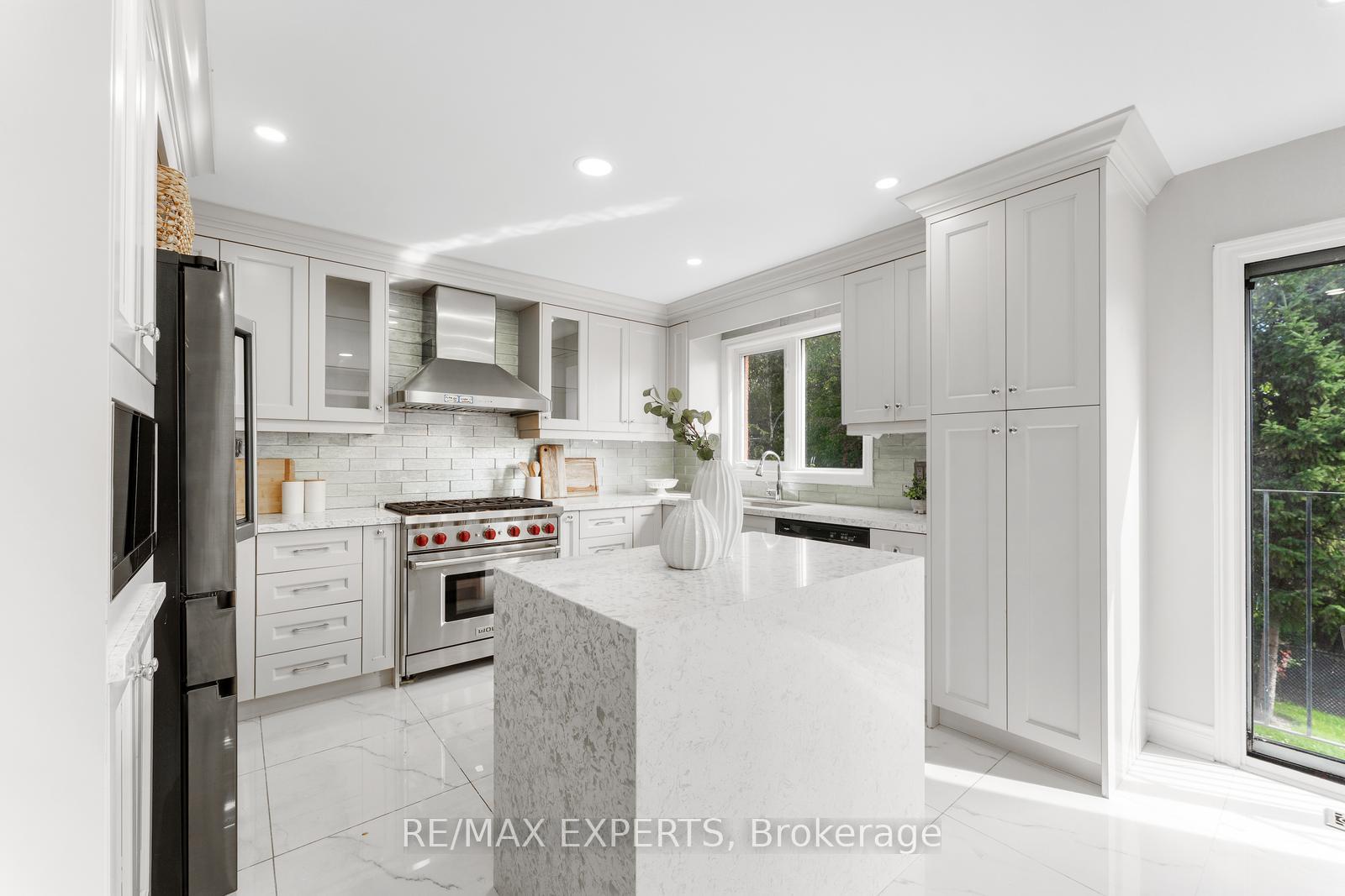 Photo 11 of 147 Ashton Drive, Vaughan, Maple — HOMEH