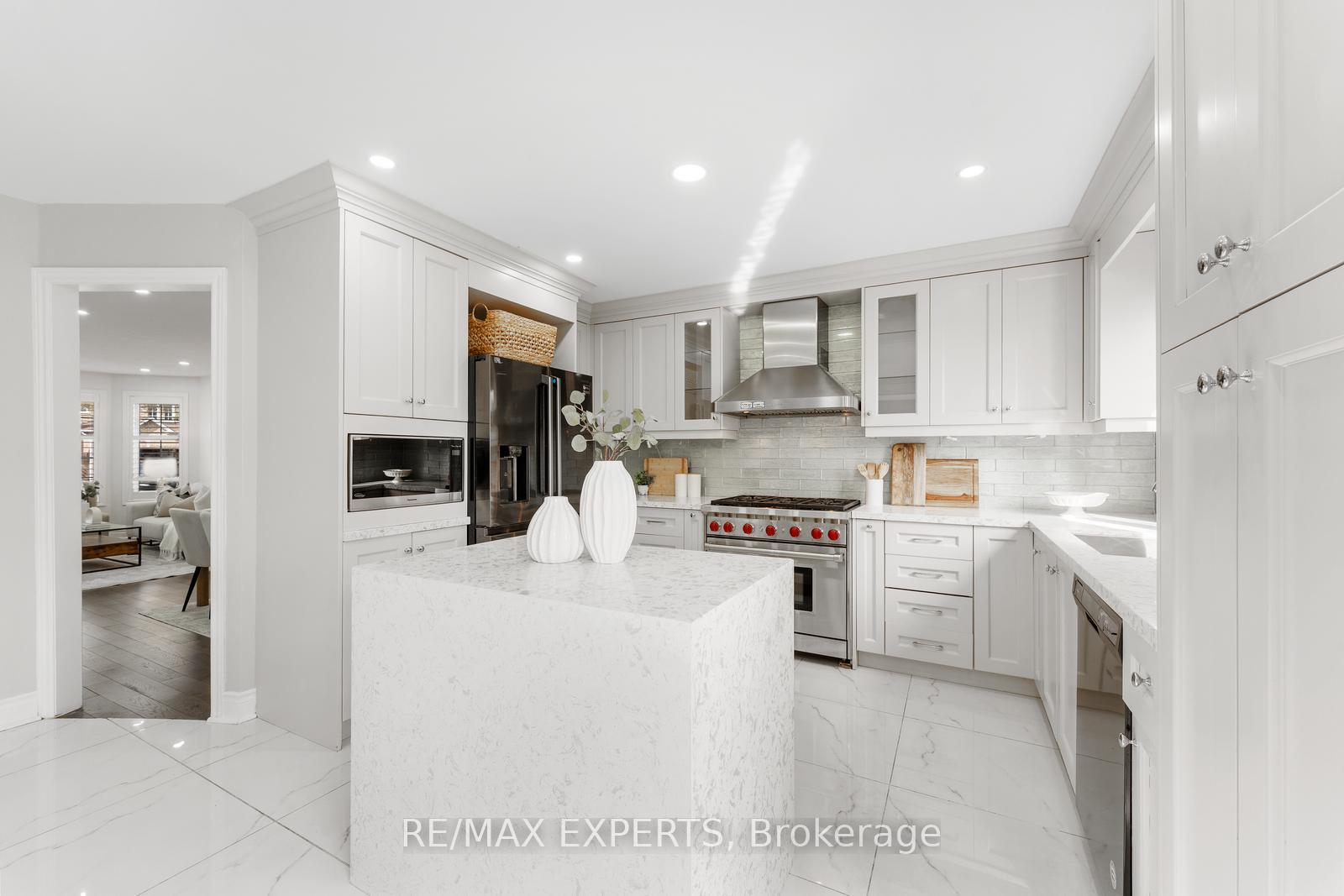 Photo 12 of 147 Ashton Drive, Vaughan, Maple — HOMEH