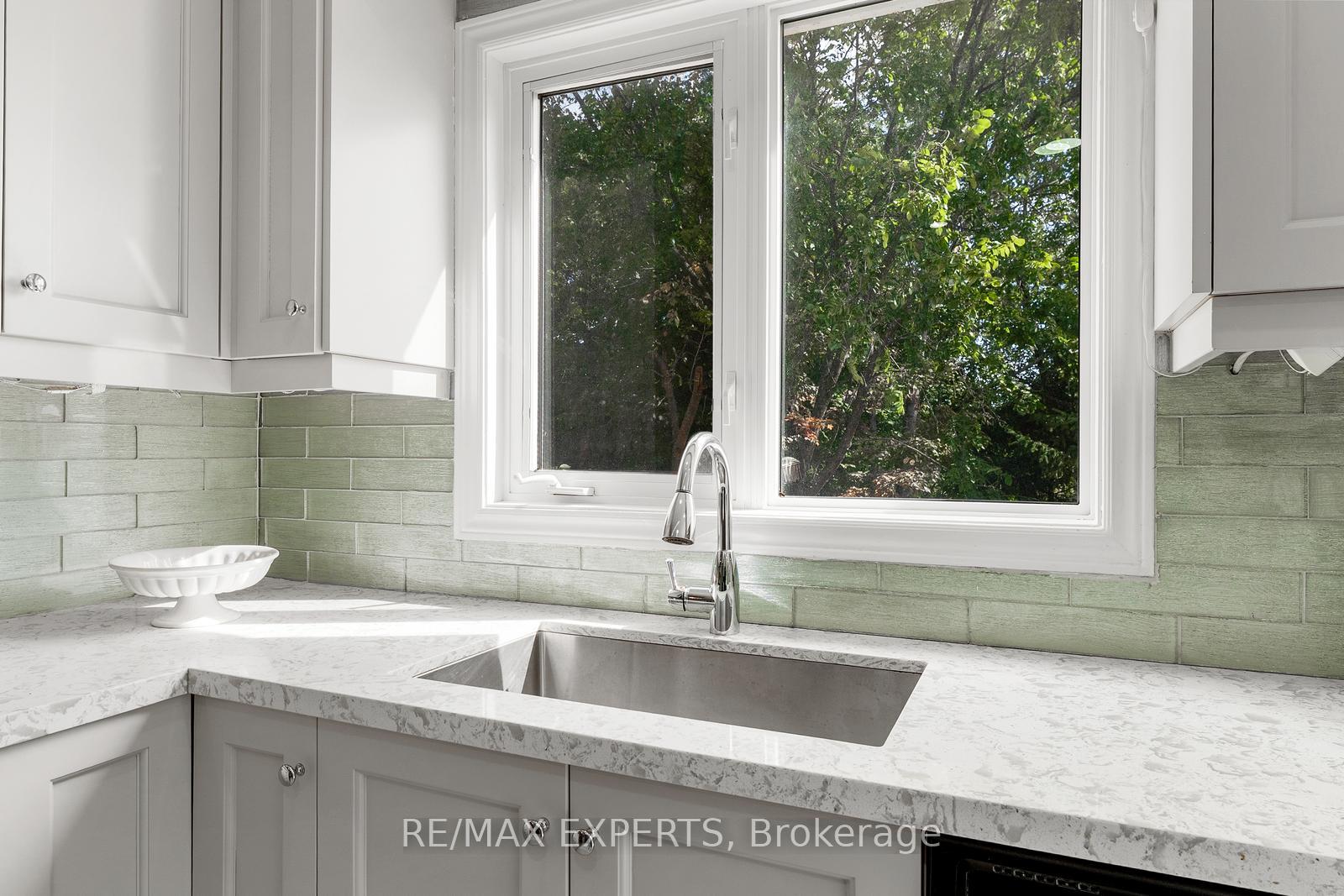 Photo 16 of 147 Ashton Drive, Vaughan, Maple — HOMEH