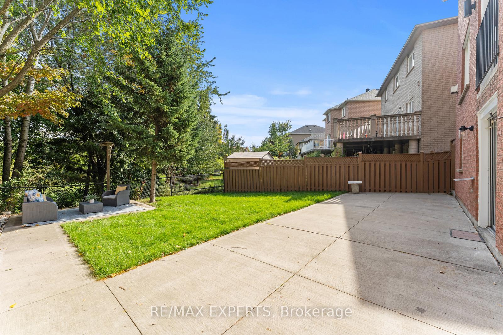 Photo 40 of 147 Ashton Drive, Vaughan, Maple — HOMEH