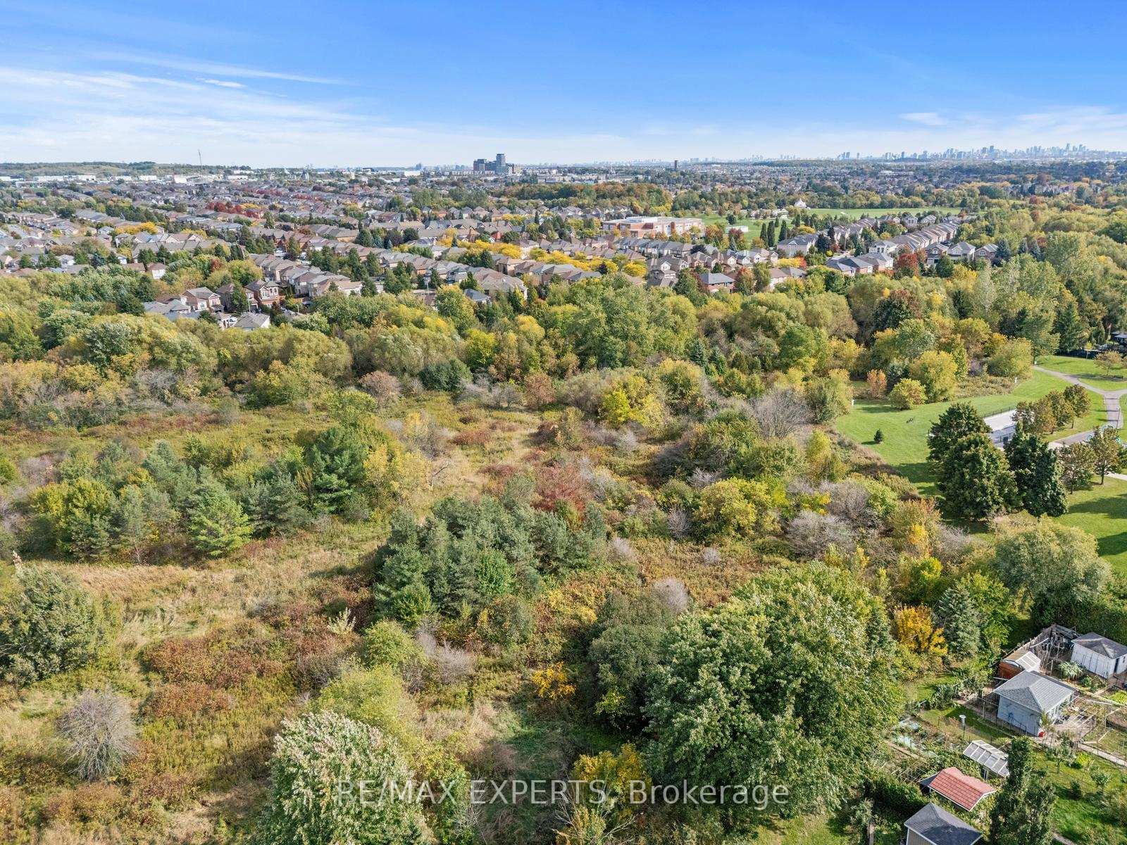 Photo 44 of 147 Ashton Drive, Vaughan, Maple — HOMEH