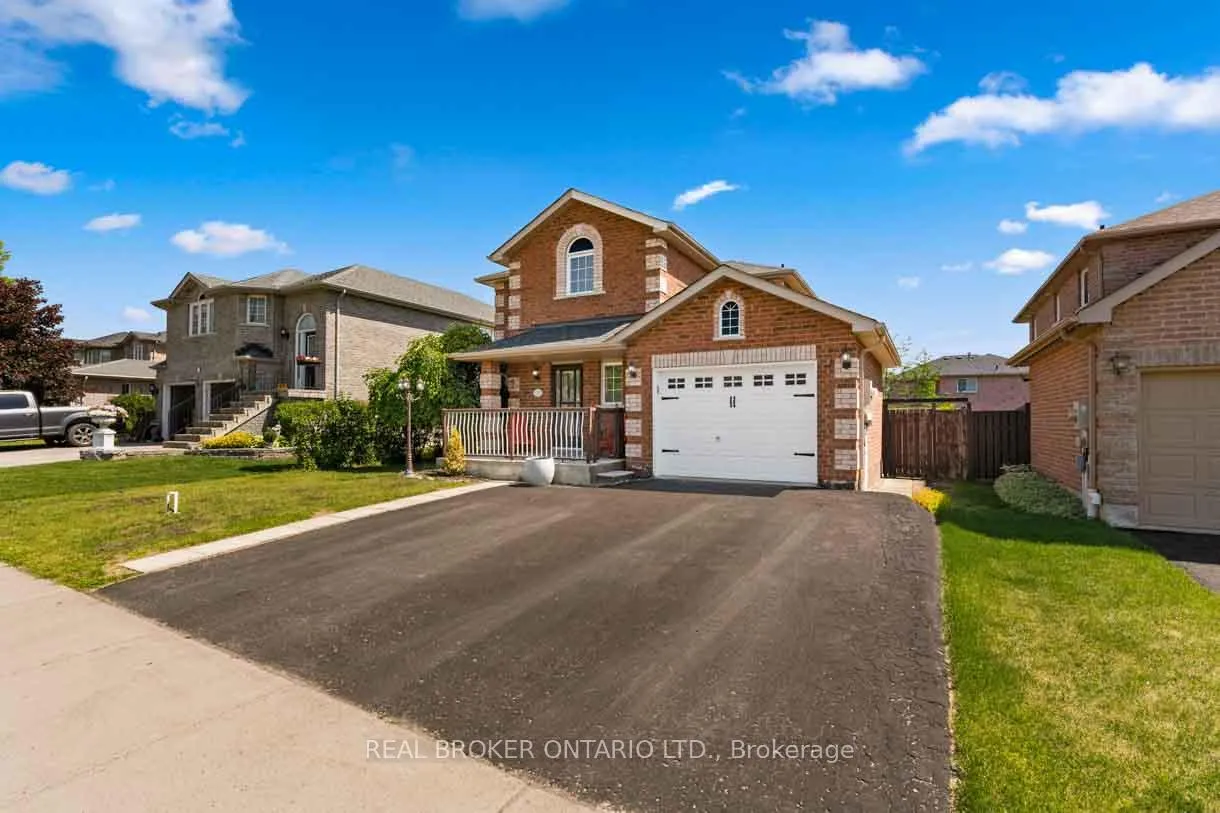 Photo 2 of 131 Ruffet Drive, Barrie, Edgehill Drive — HOMEH