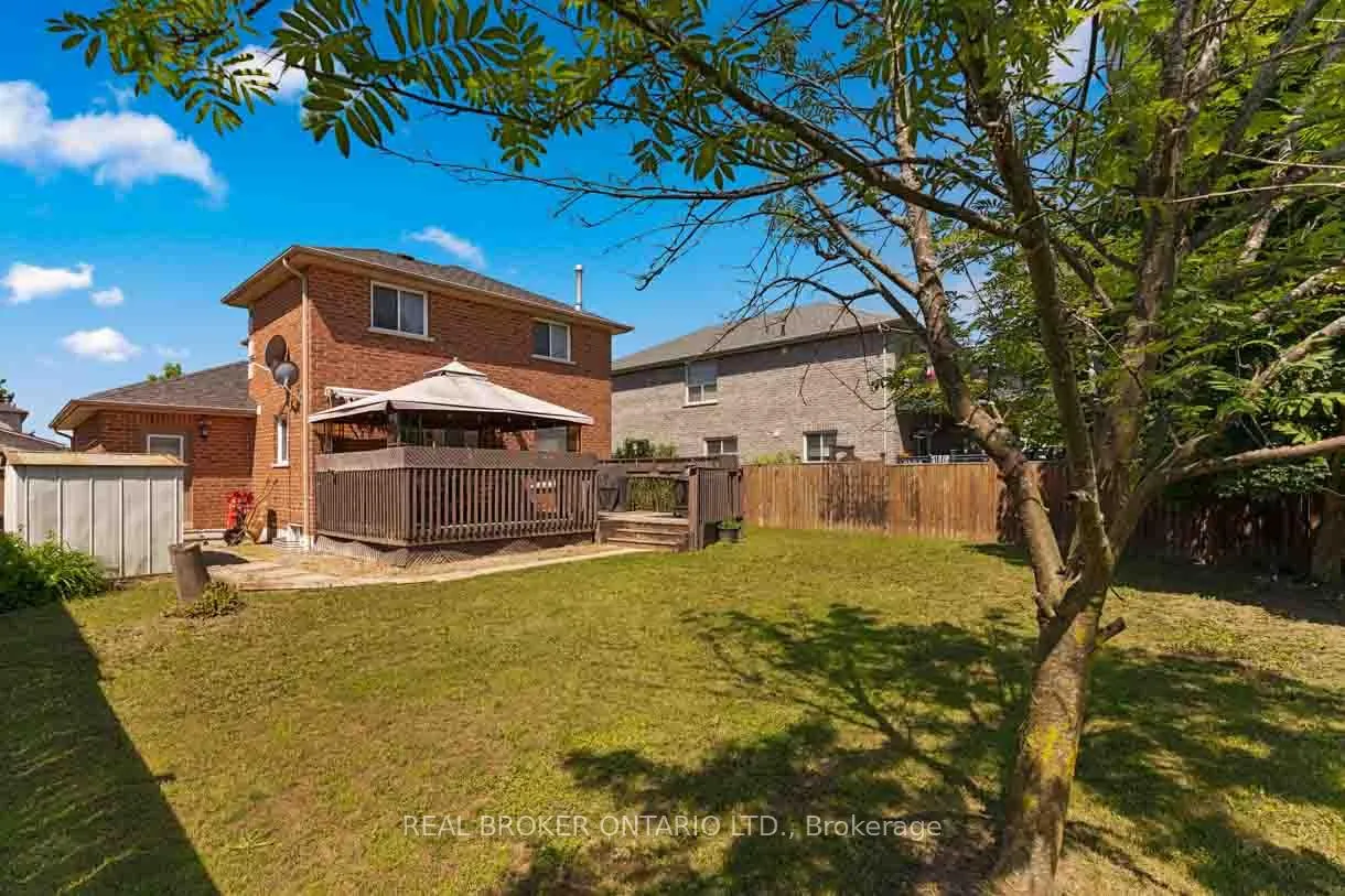 Photo 11 of 131 Ruffet Drive, Barrie, Edgehill Drive — HOMEH