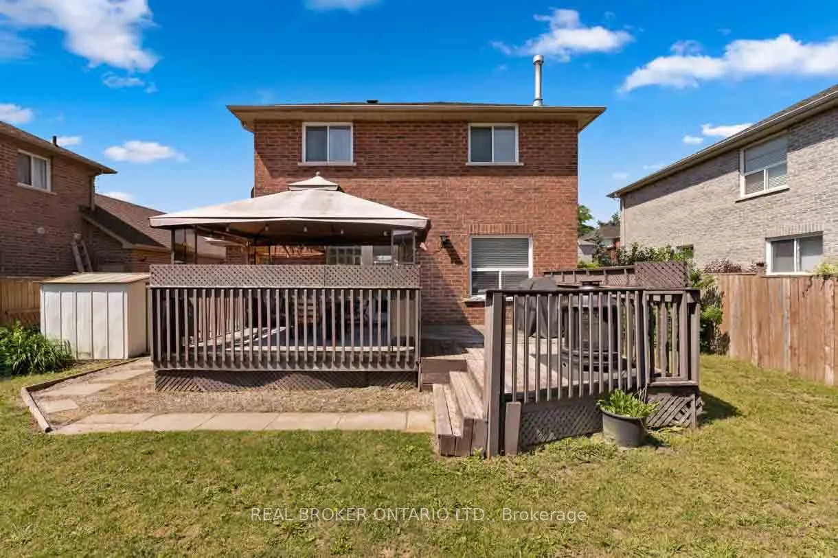 Photo 14 of 131 Ruffet Drive, Barrie, Edgehill Drive — HOMEH
