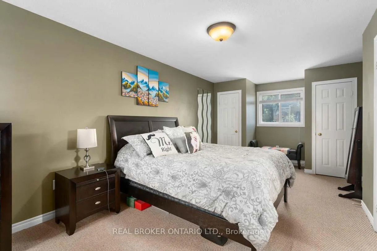 Photo 18 of 131 Ruffet Drive, Barrie, Edgehill Drive — HOMEH