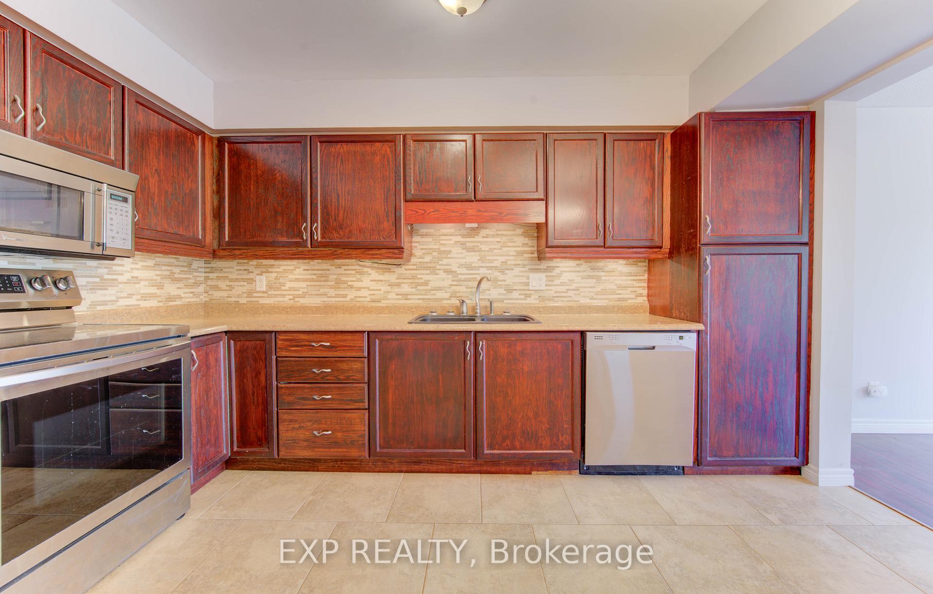 Photo 21 of Unit 6, 499 Oakvale Drive, Waterloo — HOMEH
