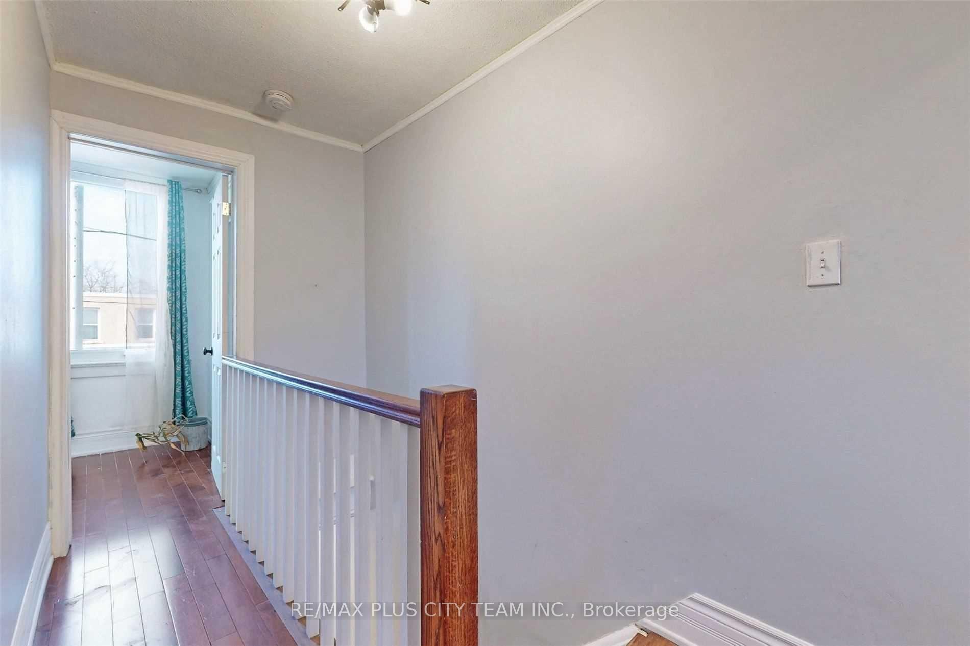Photo 18 of Unit Upper, 303 Old Weston Road, Toronto, Weston-Pellam Park — HOMEH