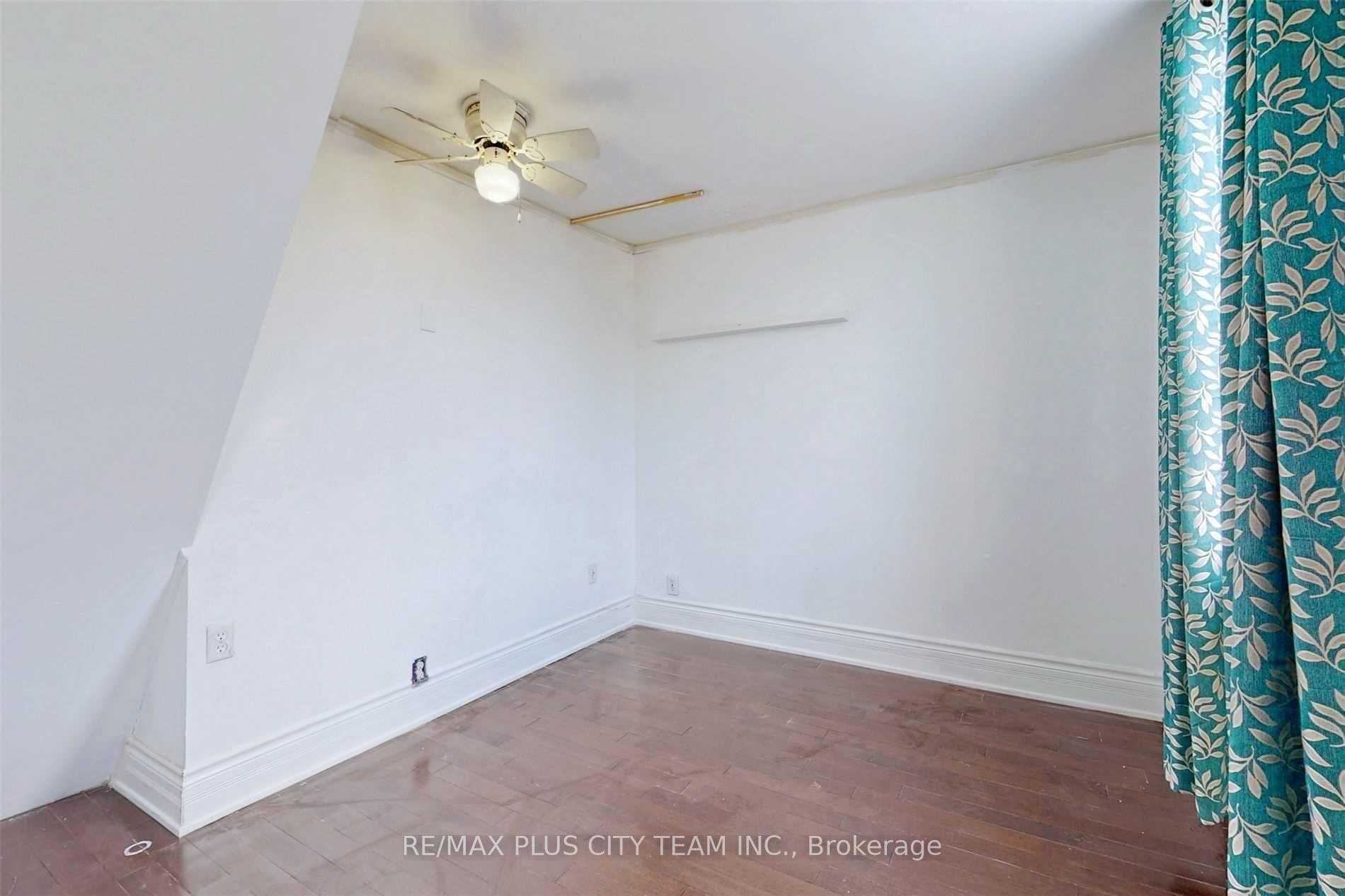 Photo 20 of Unit Upper, 303 Old Weston Road, Toronto, Weston-Pellam Park — HOMEH