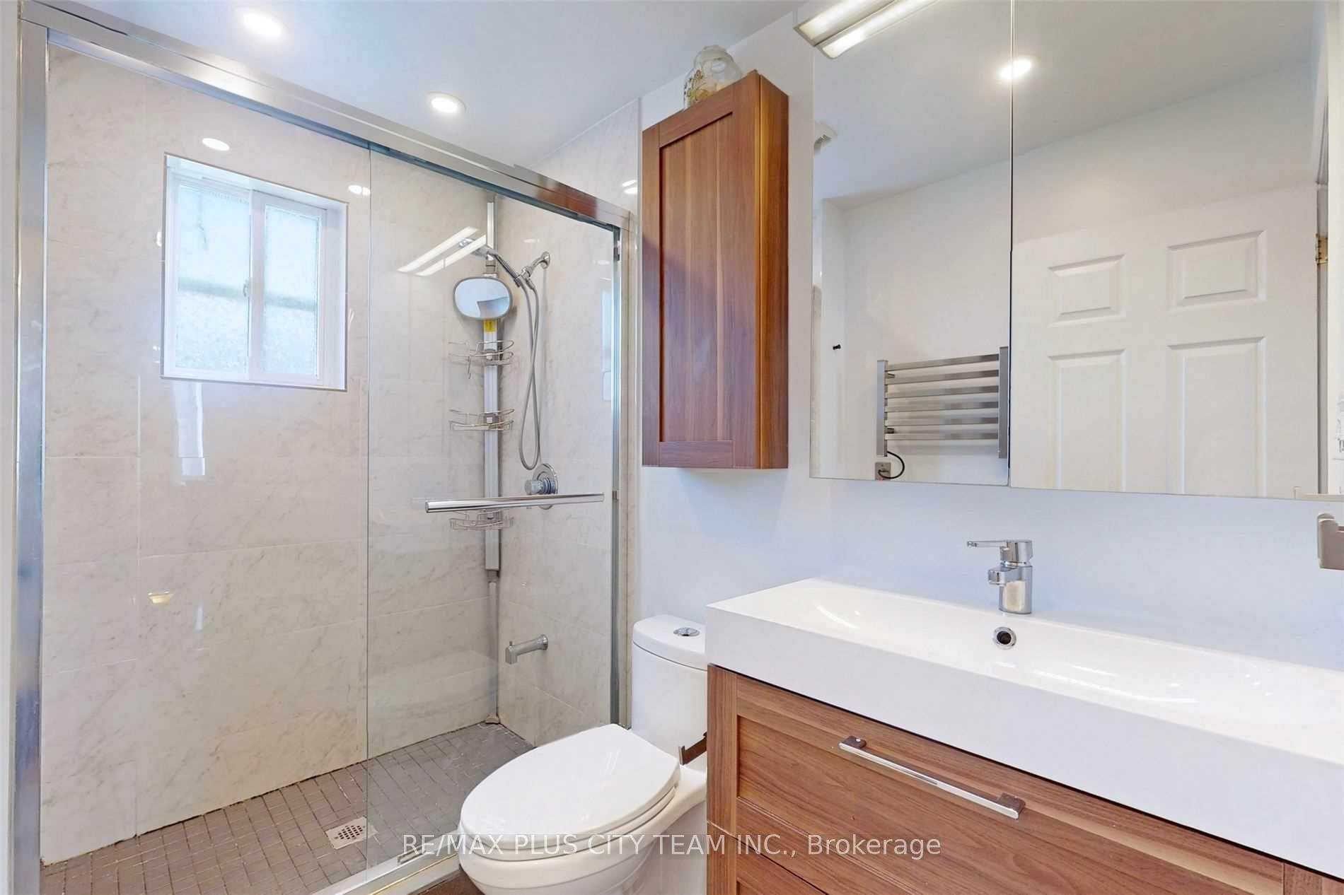 Photo 25 of Unit Upper, 303 Old Weston Road, Toronto, Weston-Pellam Park — HOMEH