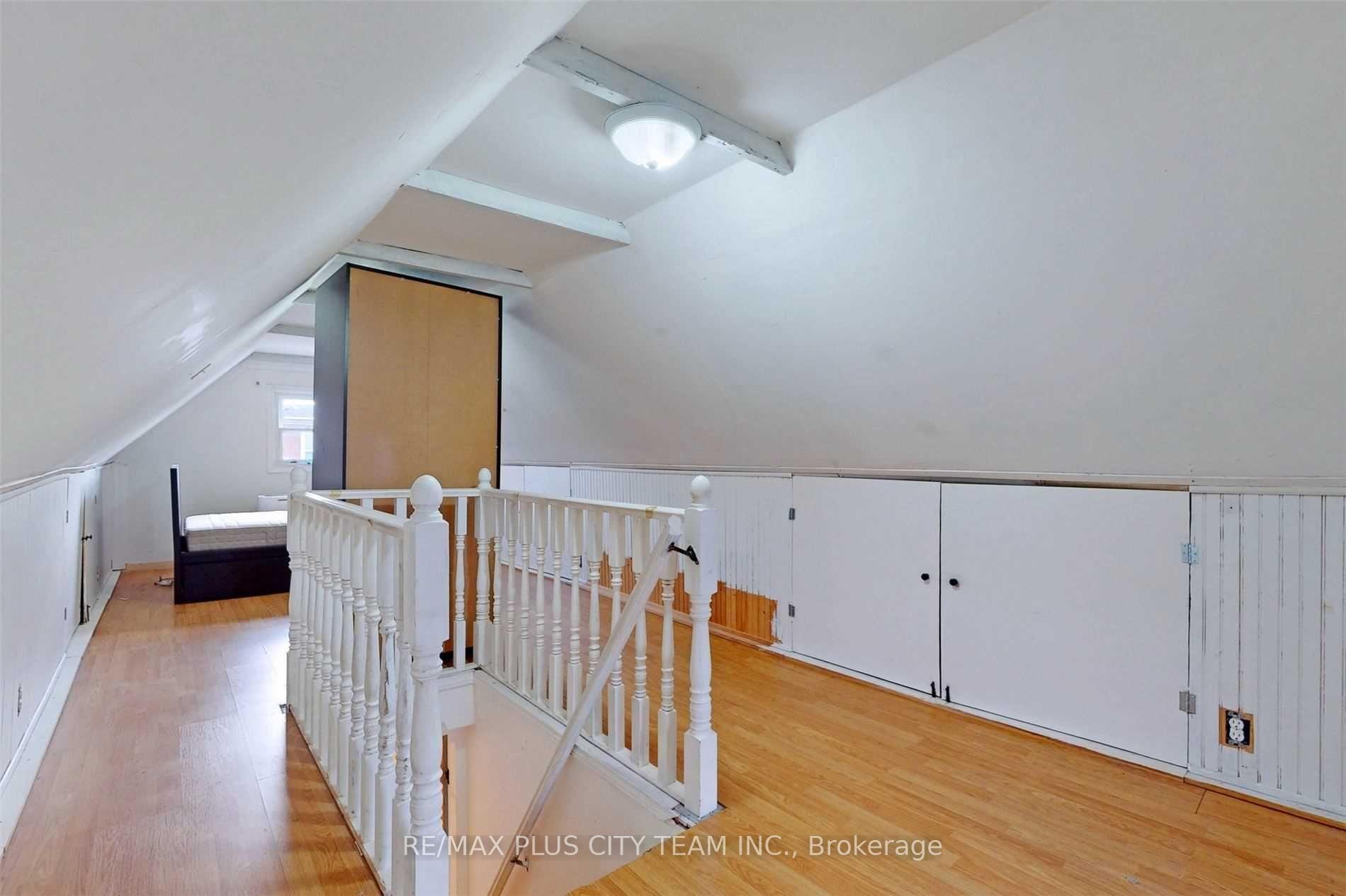 Photo 28 of Unit Upper, 303 Old Weston Road, Toronto, Weston-Pellam Park — HOMEH