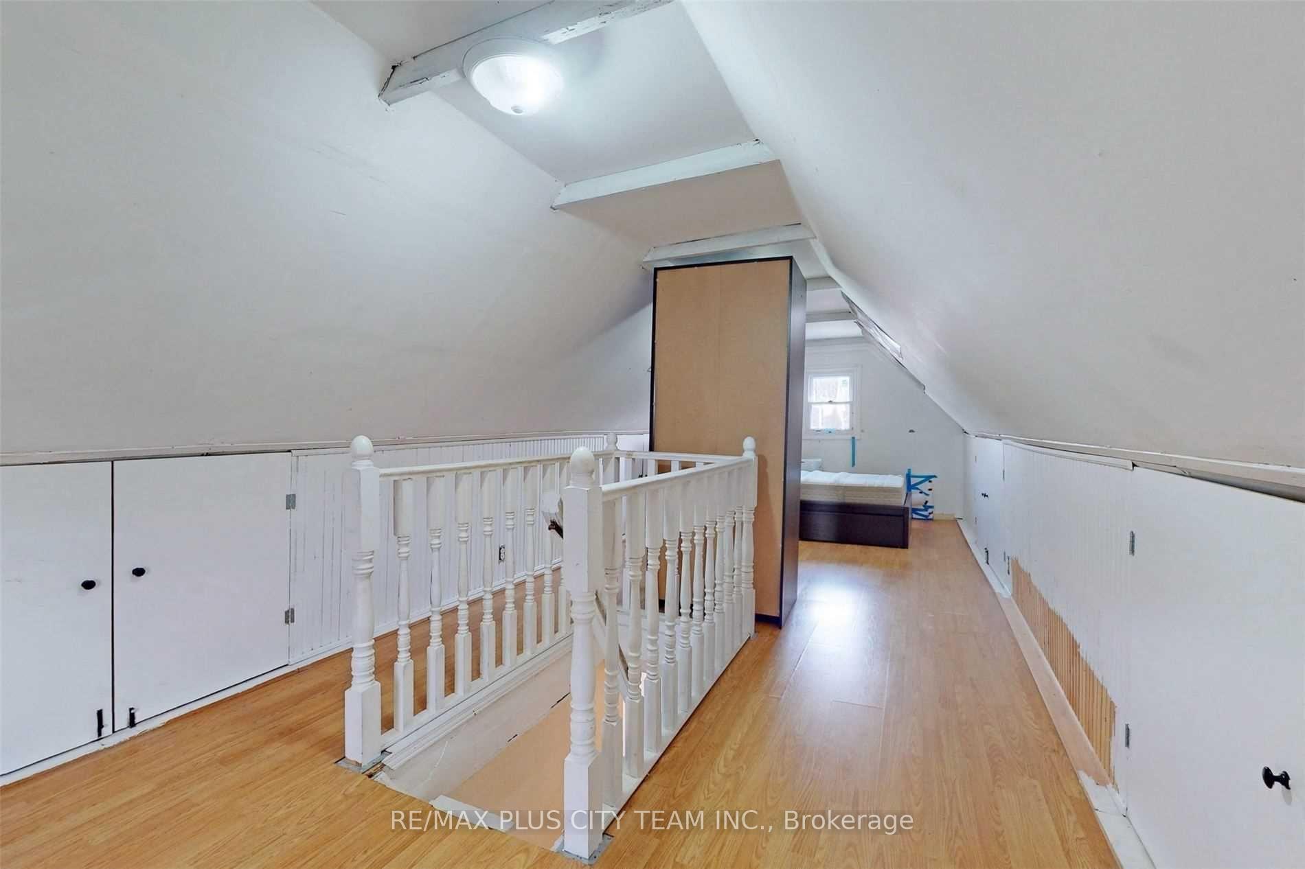 Photo 29 of Unit Upper, 303 Old Weston Road, Toronto, Weston-Pellam Park — HOMEH