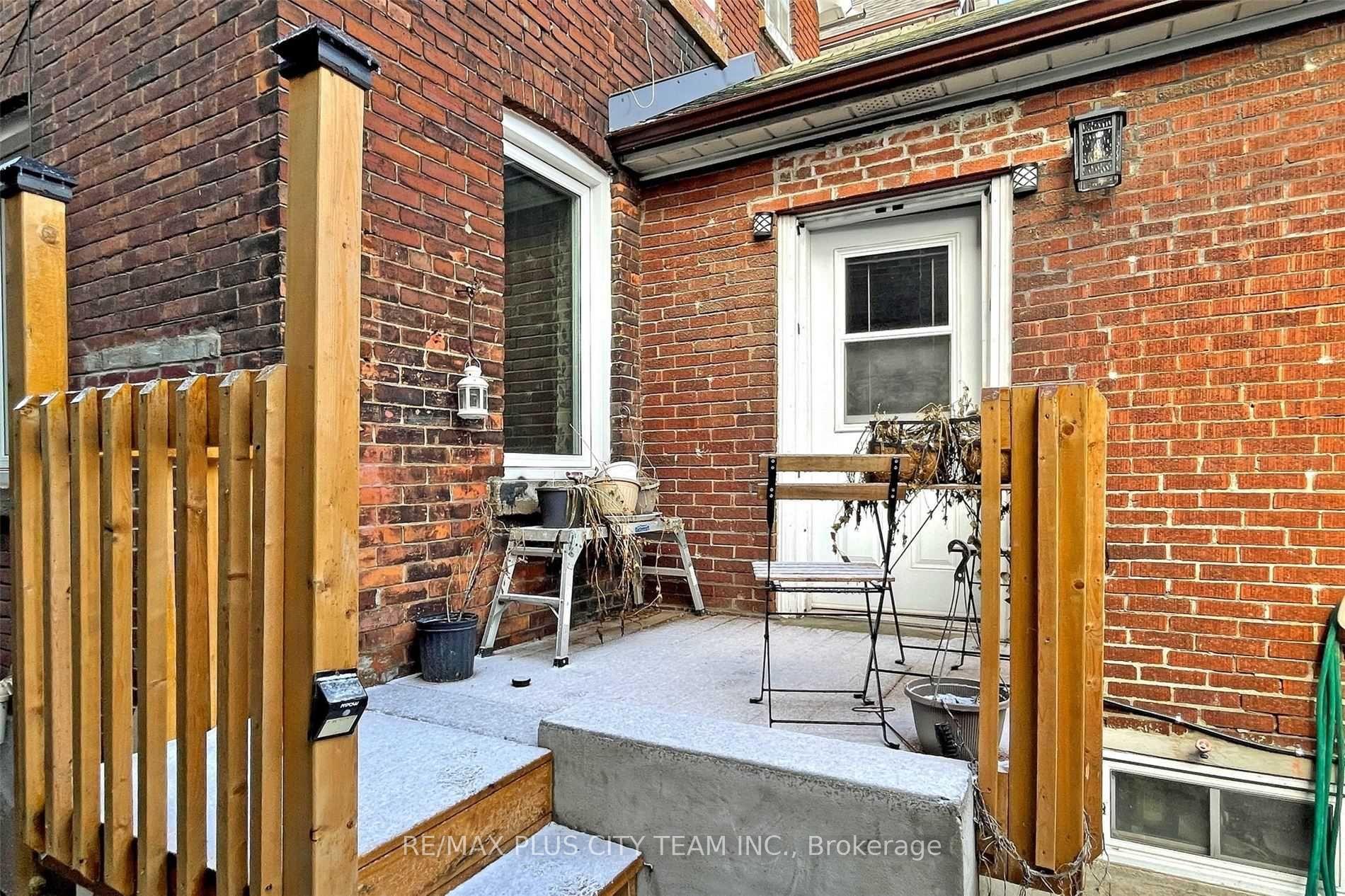 Photo 35 of Unit Upper, 303 Old Weston Road, Toronto, Weston-Pellam Park — HOMEH
