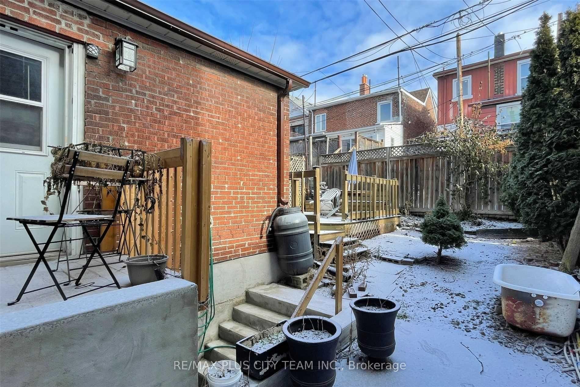 Photo 36 of Unit Upper, 303 Old Weston Road, Toronto, Weston-Pellam Park — HOMEH