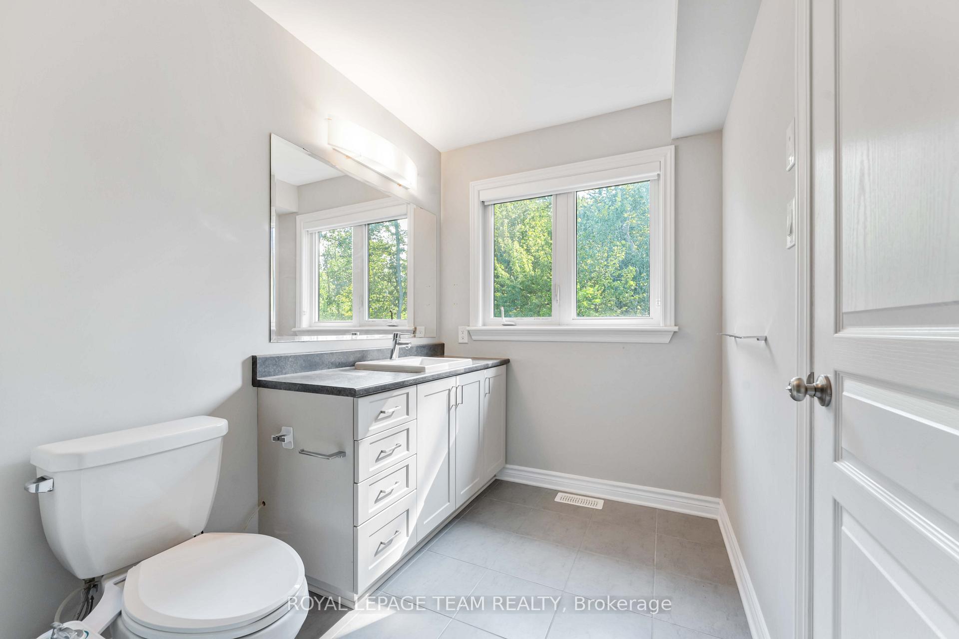 Photo 24 of 562 Rowers Way, Ottawa, Riverside South/Gloucester Glen — HOMEH