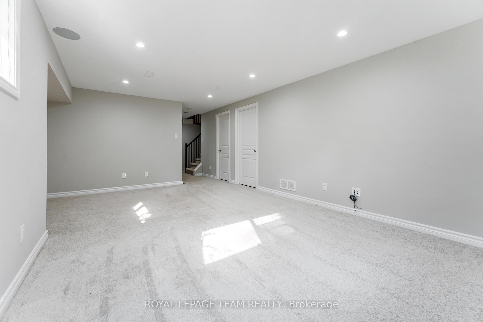 Photo 28 of 562 Rowers Way, Ottawa, Riverside South/Gloucester Glen — HOMEH