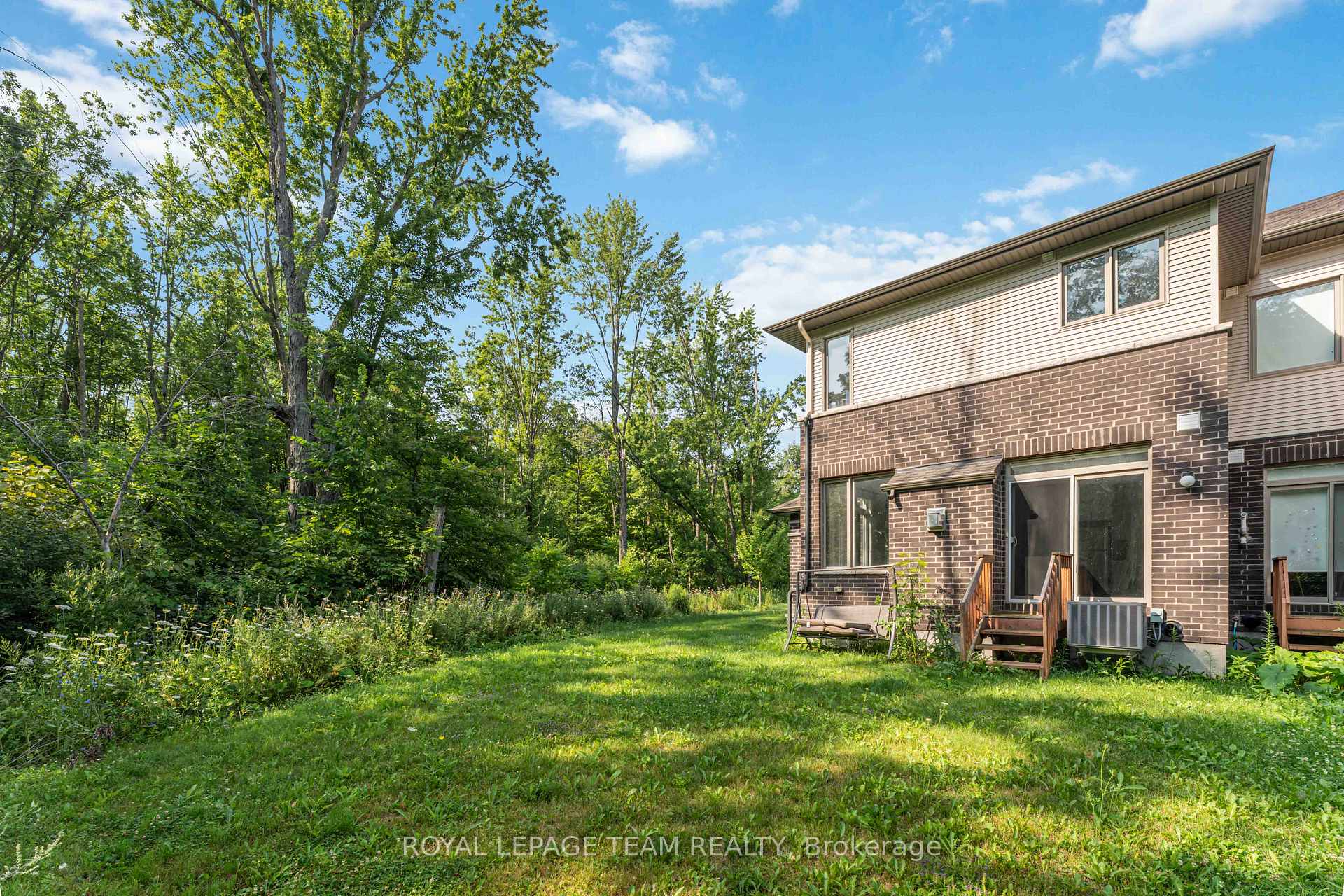 Photo 31 of 562 Rowers Way, Ottawa, Riverside South/Gloucester Glen — HOMEH