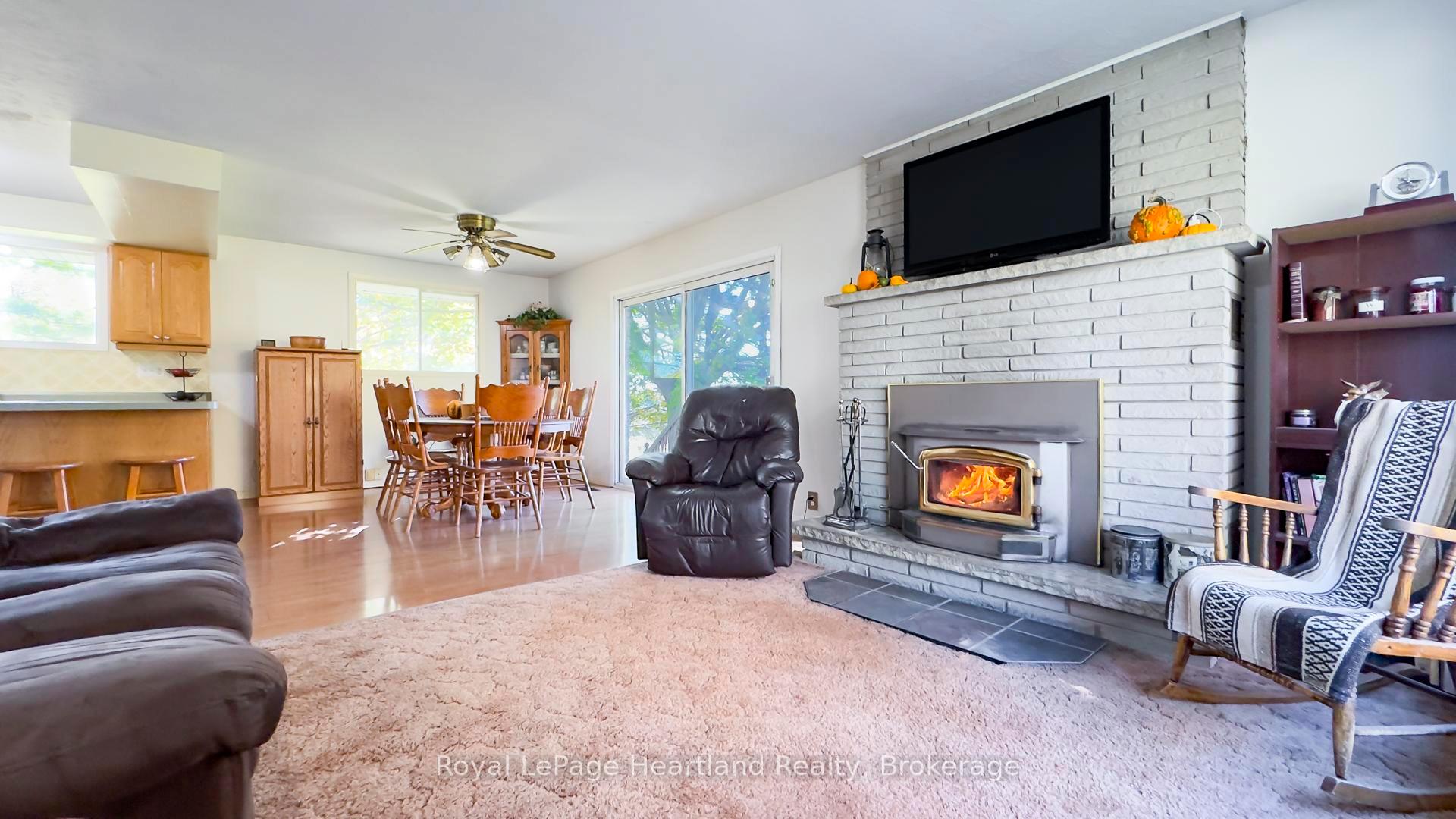Photo 3 of 37881 Crystal Springs Road, Bluewater, Stanley — HOMEH
