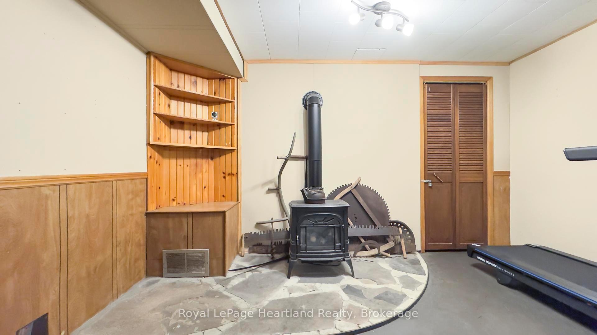 Photo 25 of 37881 Crystal Springs Road, Bluewater, Stanley — HOMEH