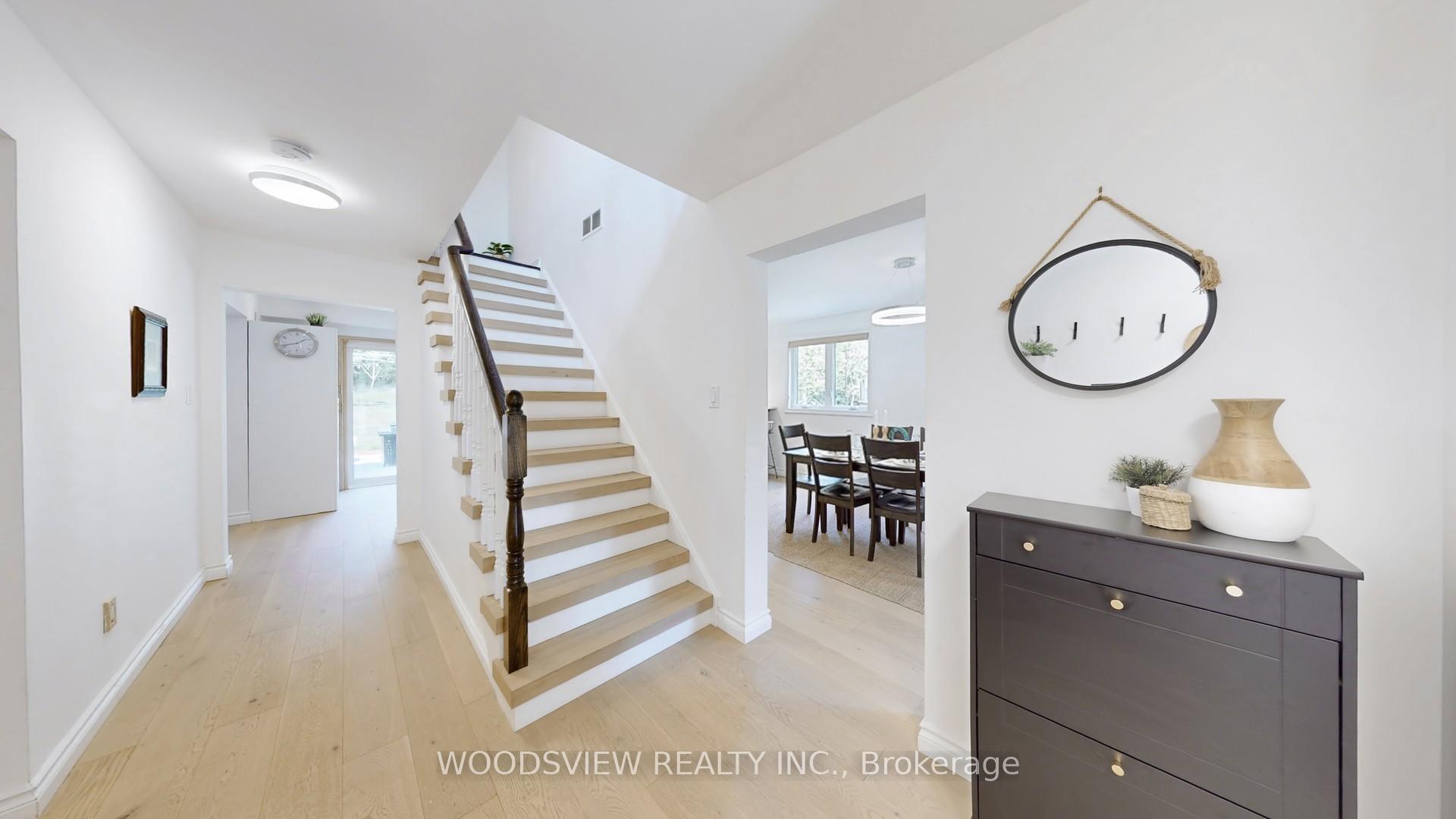 Photo 3 of 63 Ewen Drive, Uxbridge — HOMEH
