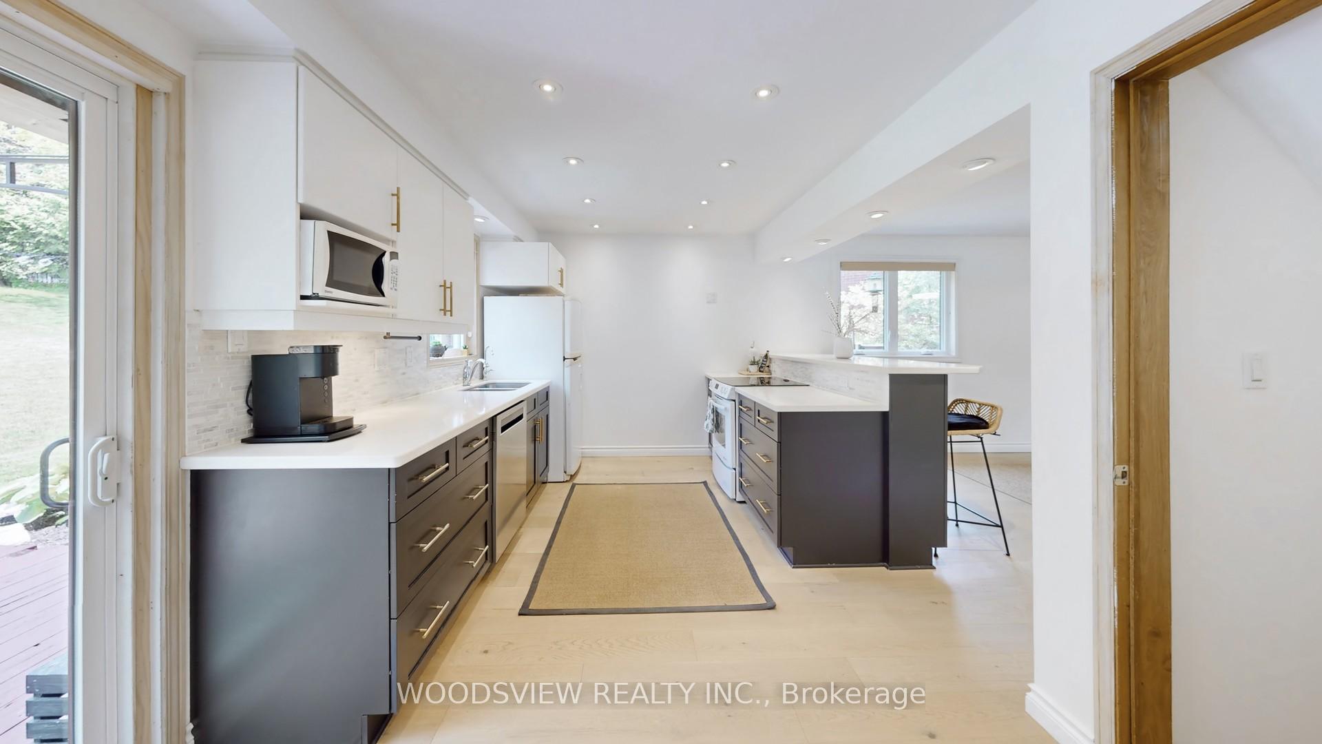 Photo 5 of 63 Ewen Drive, Uxbridge — HOMEH