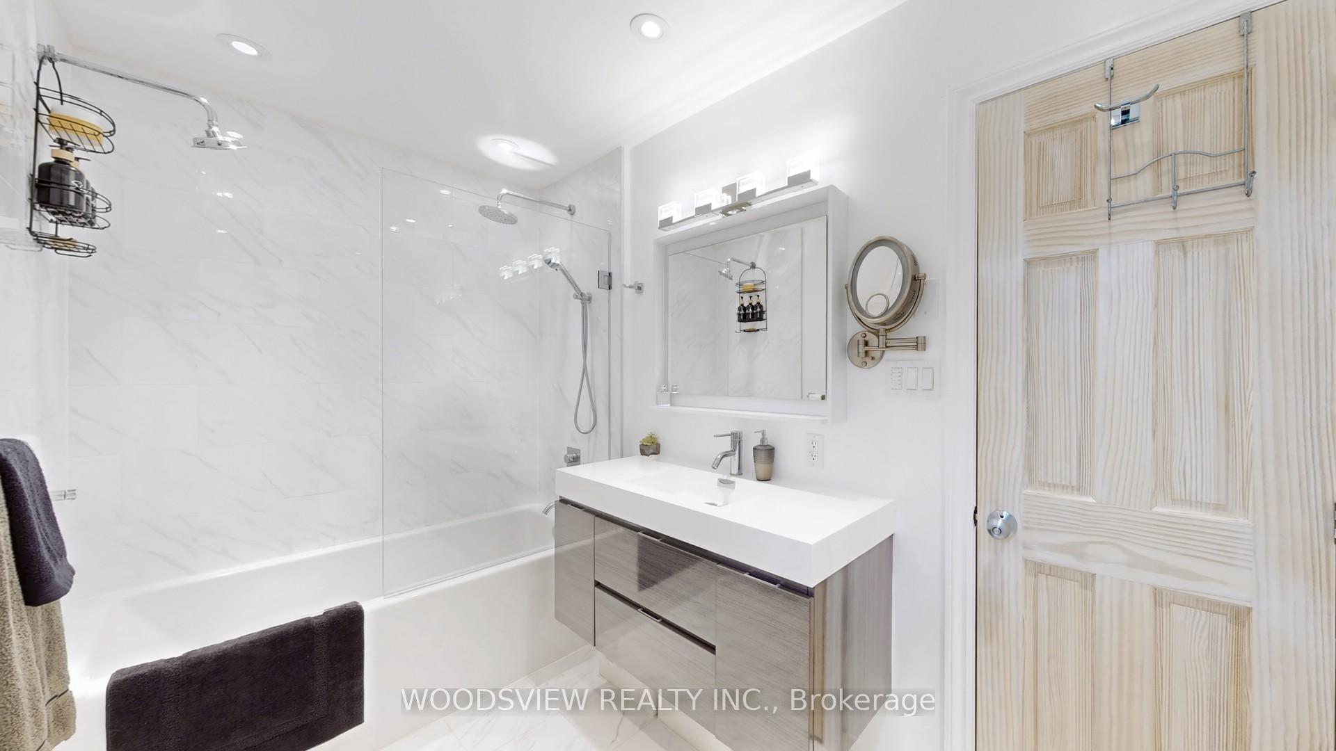 Photo 12 of 63 Ewen Drive, Uxbridge — HOMEH