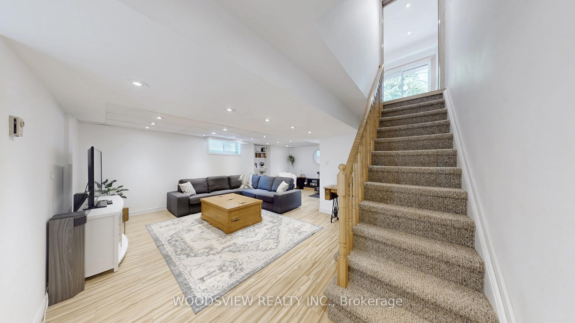 Photo 16 of 63 Ewen Drive, Uxbridge — HOMEH