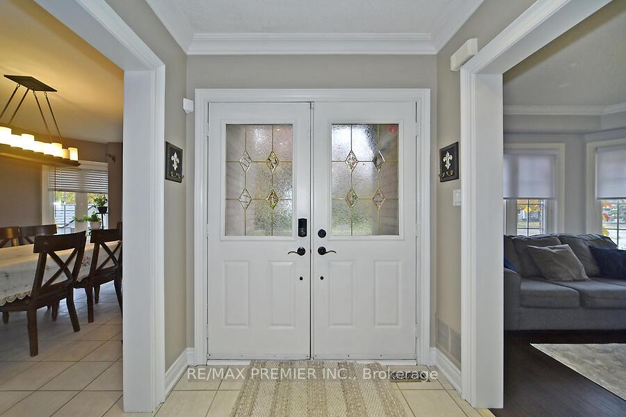 Photo 5 of 48 Pottery Place, Vaughan, East Woodbridge — HOMEH