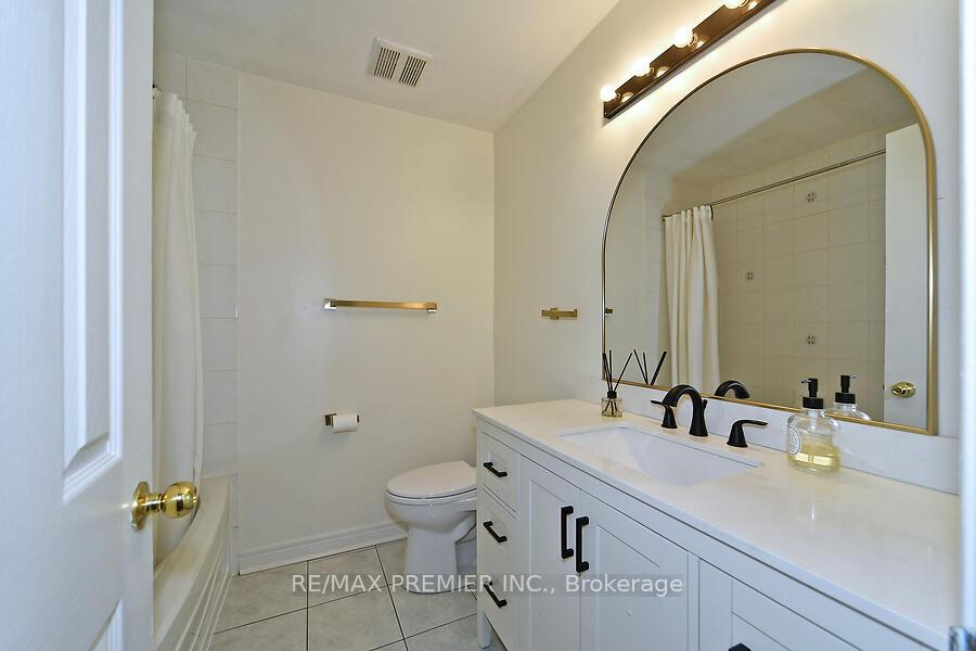 Photo 21 of 48 Pottery Place, Vaughan, East Woodbridge — HOMEH