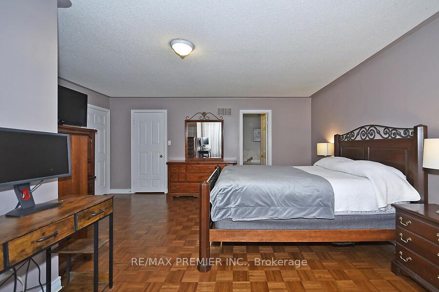 Photo 25 of 48 Pottery Place, Vaughan, East Woodbridge — HOMEH