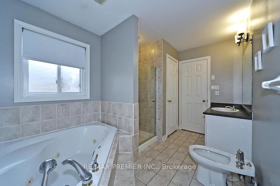 Photo 28 of 48 Pottery Place, Vaughan, East Woodbridge — HOMEH