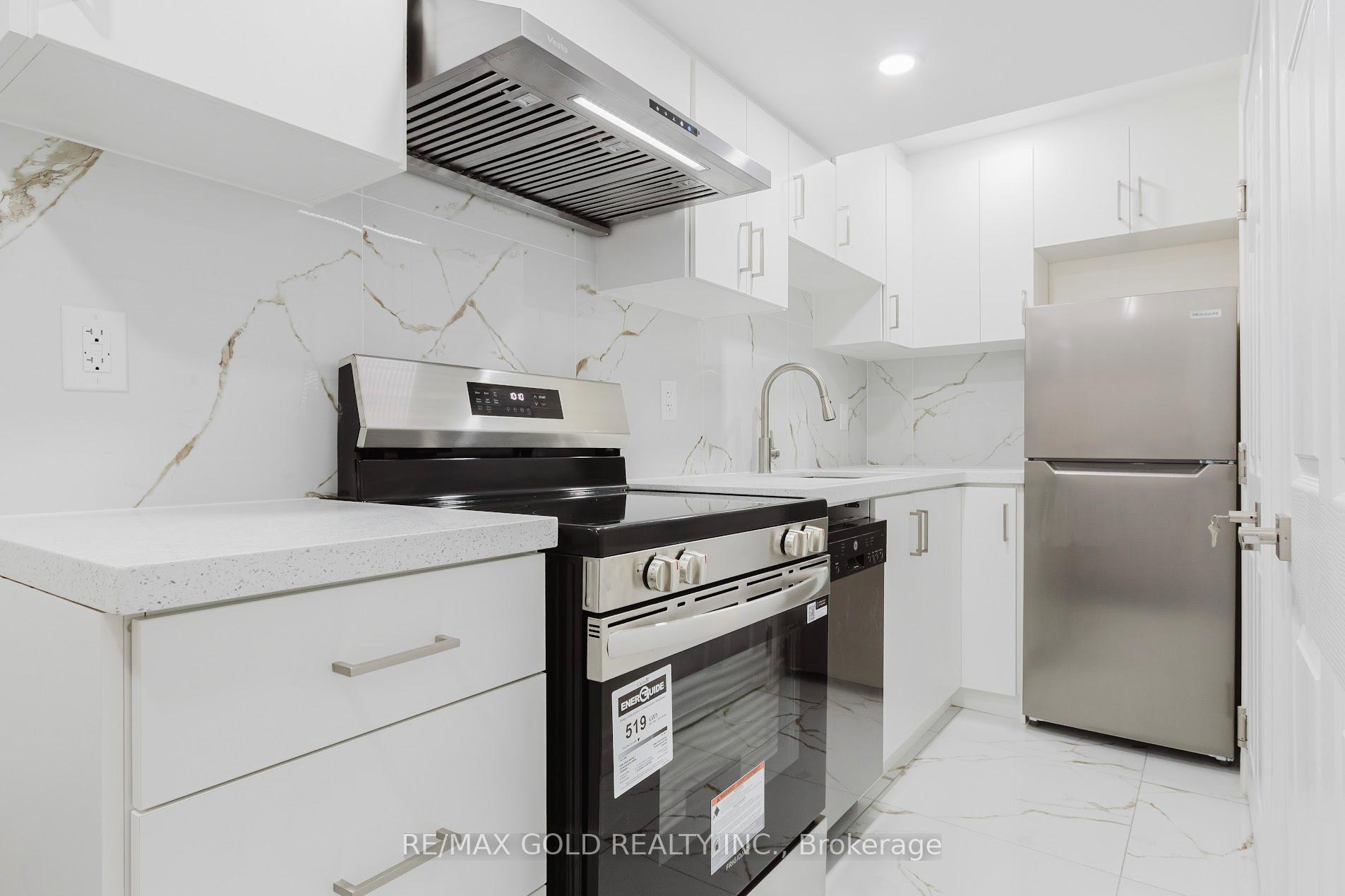 Photo 6 of 349 Bamberg Crescent, Waterloo — HOMEH