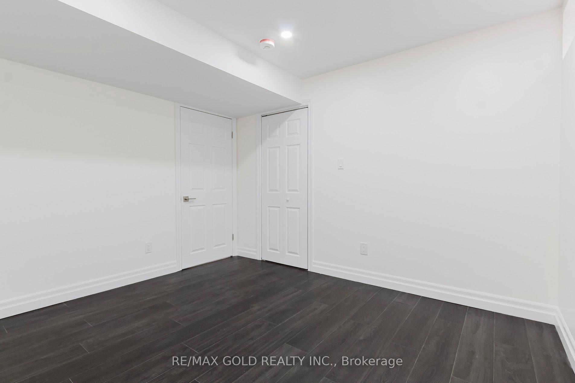Photo 16 of 349 Bamberg Crescent, Waterloo — HOMEH