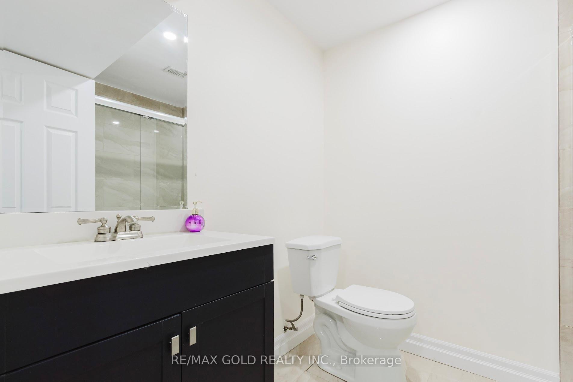 Photo 19 of 349 Bamberg Crescent, Waterloo — HOMEH