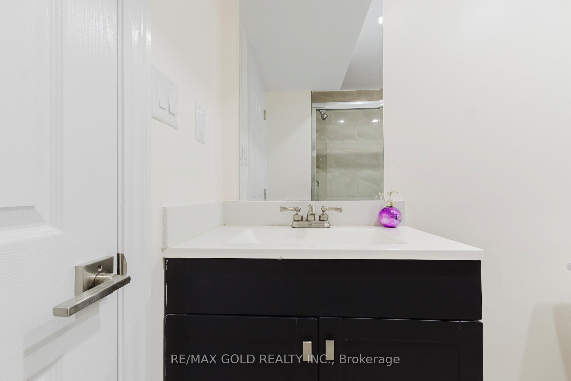 Photo 20 of 349 Bamberg Crescent, Waterloo — HOMEH