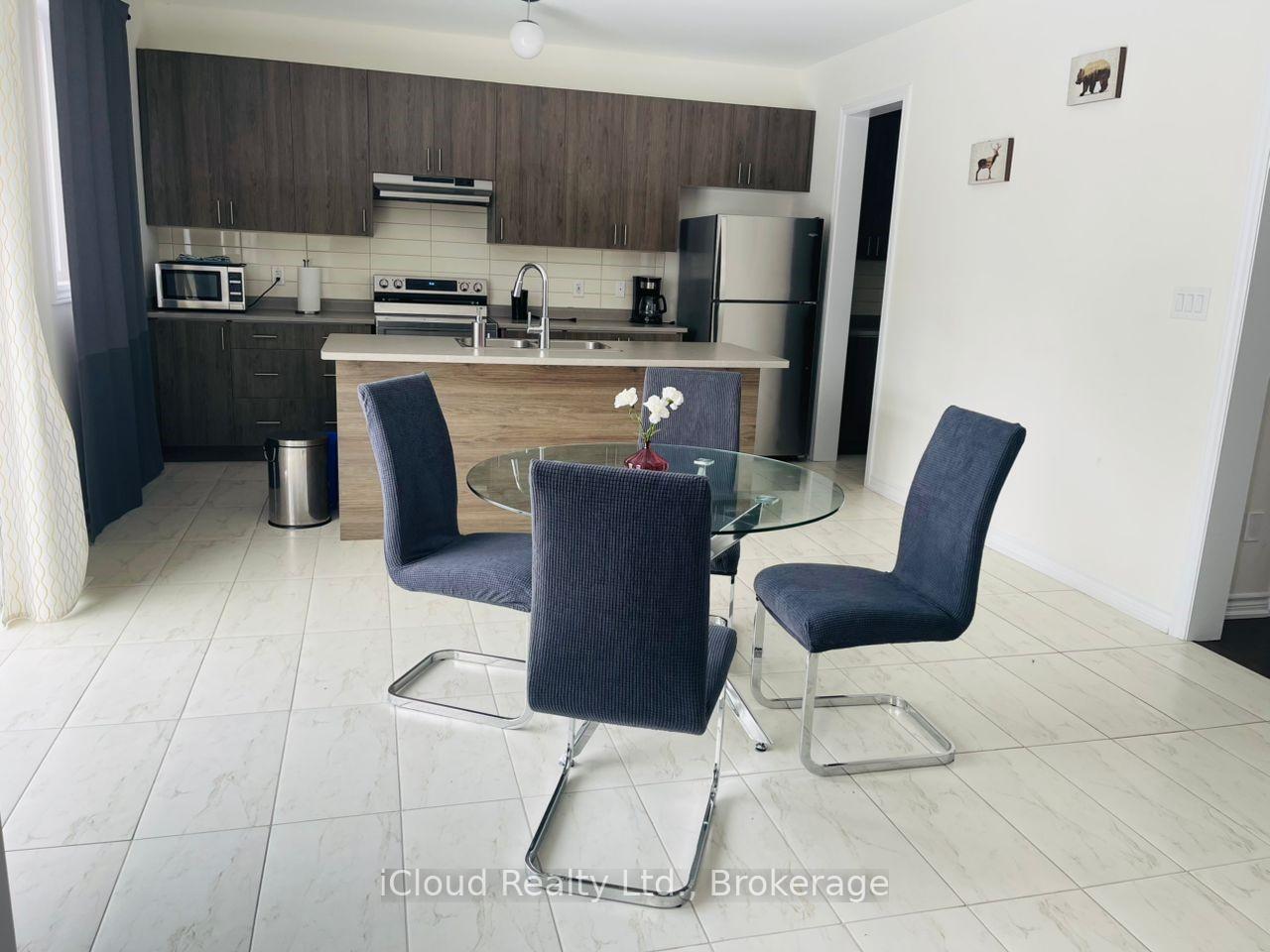 Photo 2 of 3 Beatrice Drive, Wasaga Beach — HOMEH
